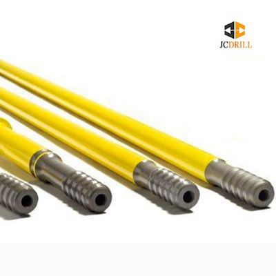 ราคาดี แท่นขุดเจาะบ่อน้ำแบบไฮดรอลิกพร้อมระบบการเดินทางแบบตีนตะขาบเหล็กและเครื่องยนต์ WEICHAI DEUTZ 256KW ออนไลน์